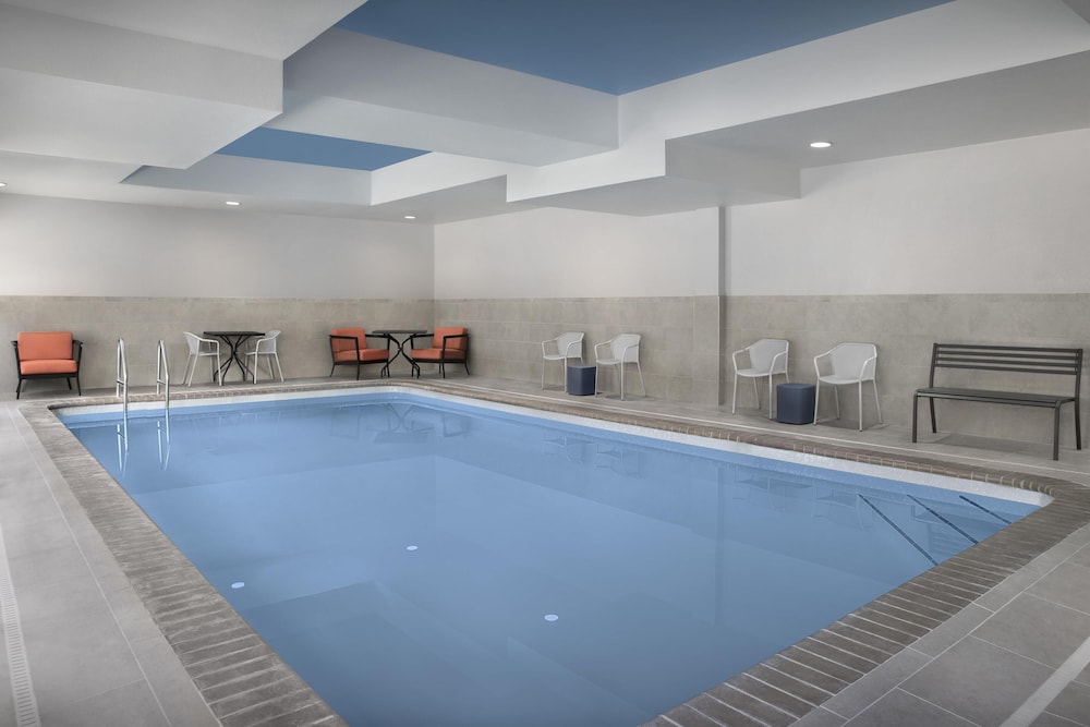 Hampton Inn & Suites Laurel MS - photo 25
