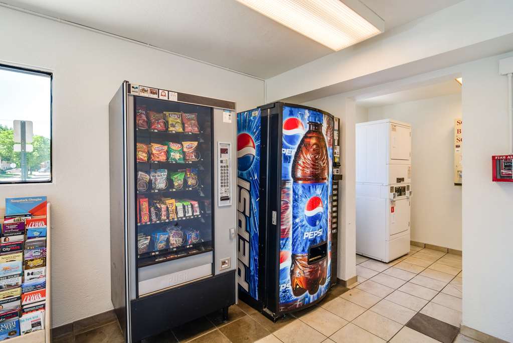 Motel 6 Schiller Park IL Chicago O'Hare - photo 20