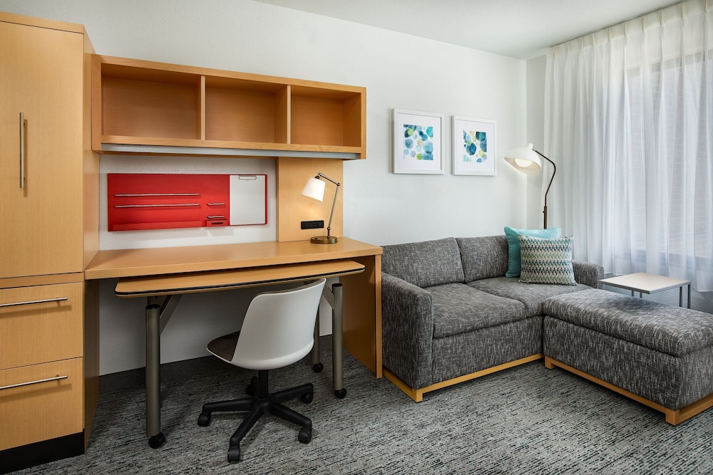 TownePlace Suites Garden City - photo 9