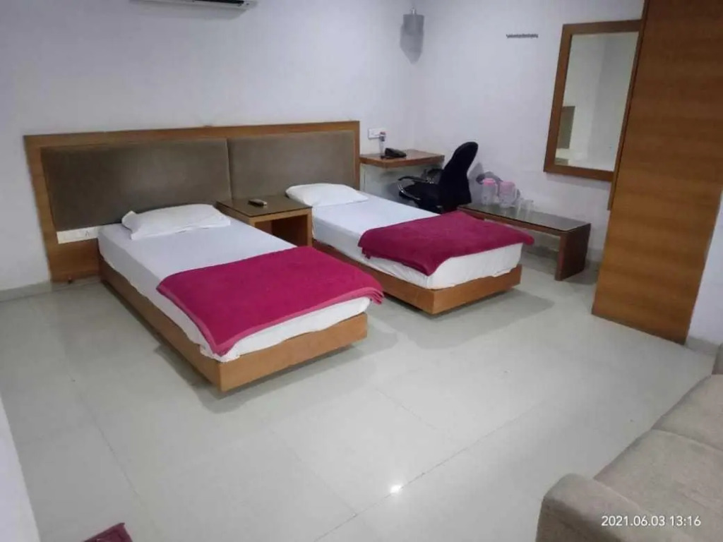 Pop 90621 Hotel Vedant — Barmer — photo 5