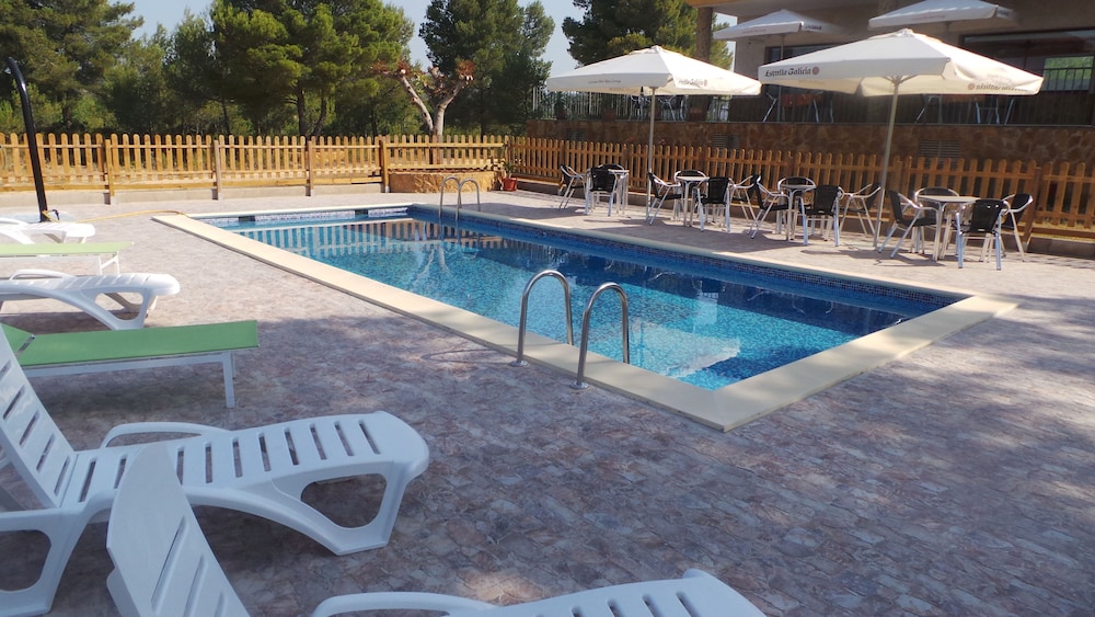 Hotel Restaurante Rural Cau Blanch in Adzaneta, Spain