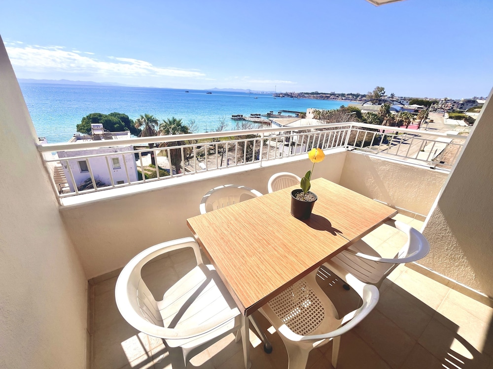 Hotel Holiday Apart in Didim, Turkey