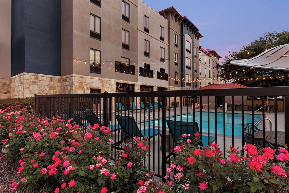 Hampton Inn & Suites San Marcos - photo 23