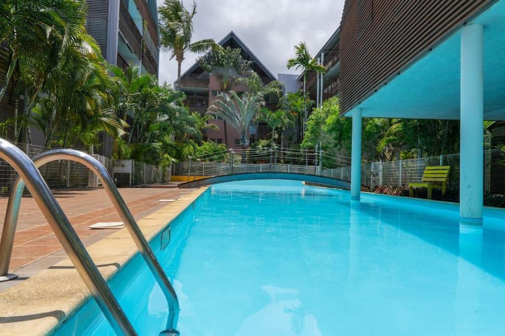Appart Cosy Type T2 Avec Piscine Centre ville — 4-Star Luxury Hotel in Saint-Pierre, Réunion