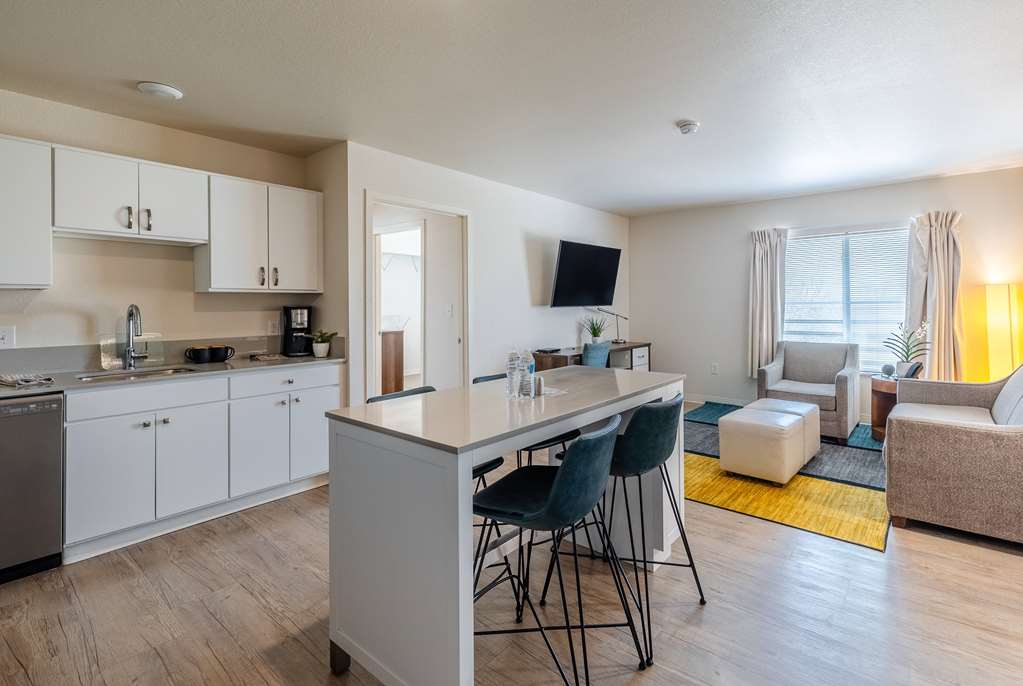 WaterWalk Extended Stay by Wyndham Wichita - photo 13