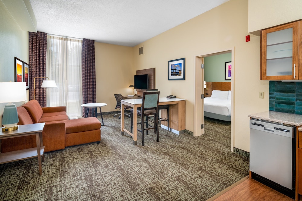Staybridge Suites Memphis Poplar Ave East by IHG - photo 20