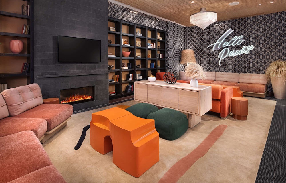 Virgin Hotel Las Vegas Curio Collection by Hilton - photo 46