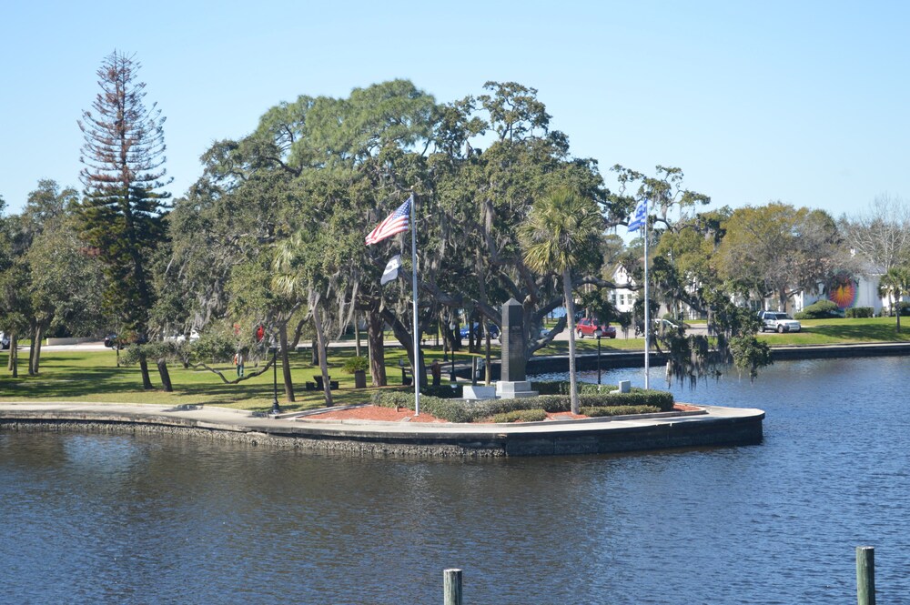 Tarpon Inn - photo 74