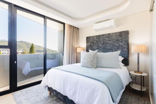 The View Luxury Penthouse with rooftop pool