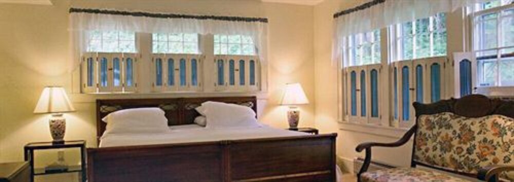 Arlington's West Mountain Inn - photo 22