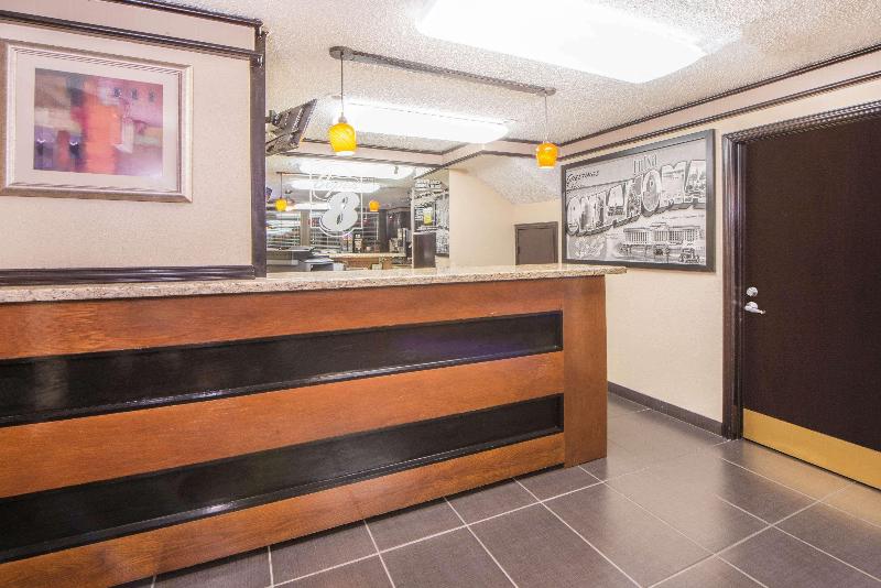Super 8 By Wyndham Tulsa Arpt St Fairgrounds - photo 14