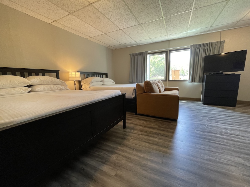 Boulder Twin Lakes Inn - photo 4