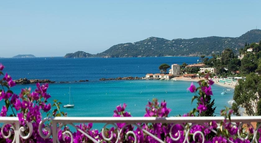 Htel Belle Vue in Le Lavandou, France