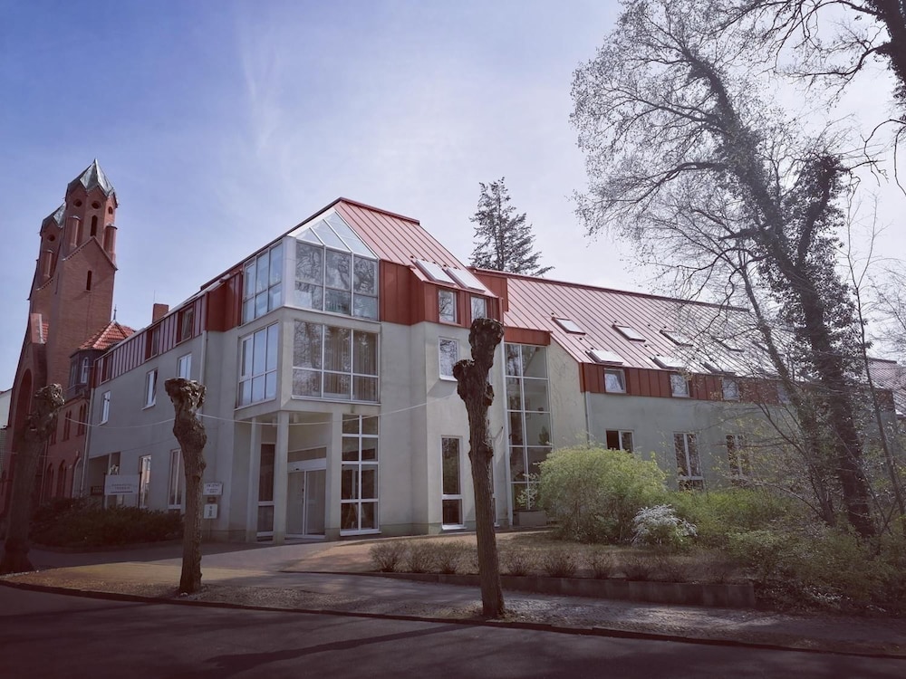 AKZENT Parkhotel Trebbin — hotel in Trebbin