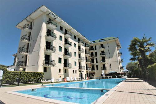Apartment in Lido di Jesolo 25174 — 4-Star Luxury Hotel in Lido Di Jesolo, Italy