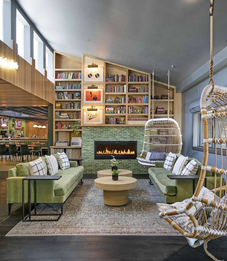 The Wayfarer San Luis Obispo Tapestry Collection by Hilton - photo 3