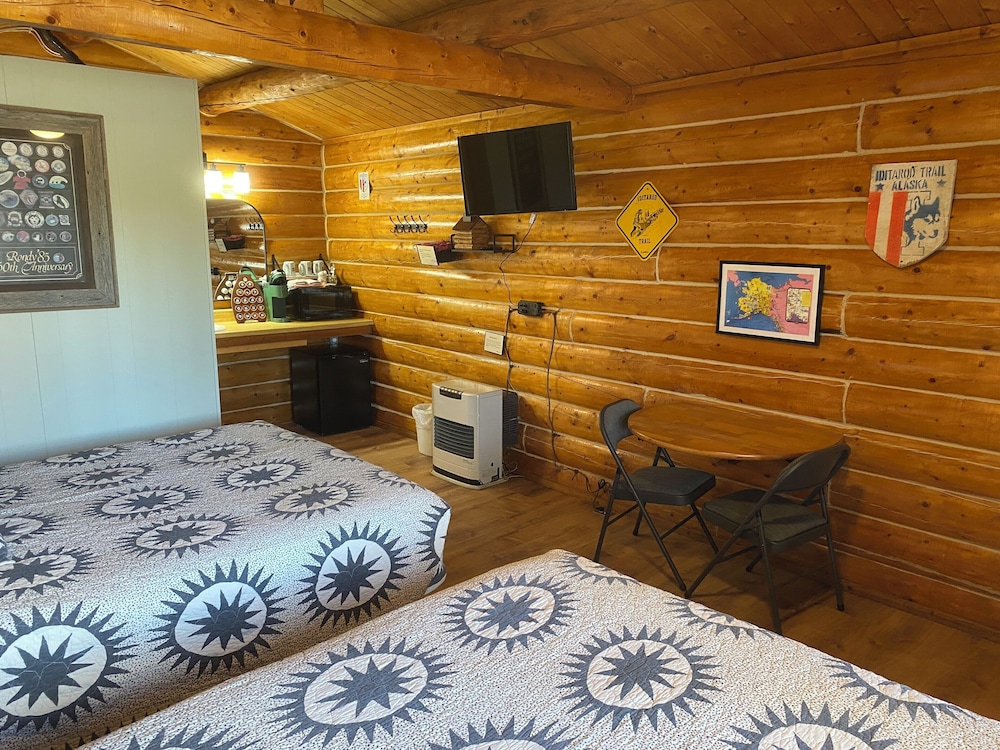 Burnt Paw - carbon neutral hotel in Tok