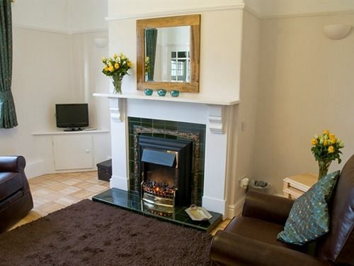 Port Sunlight Holiday Cottages — Birkenhead — photo 2