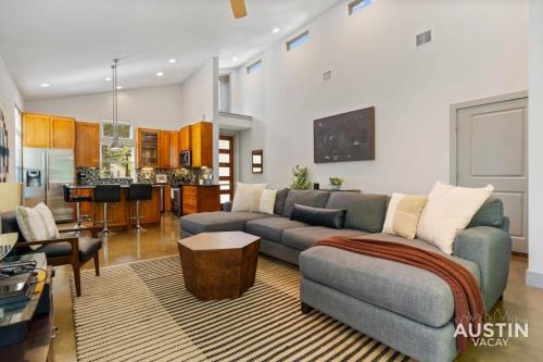 Hot Tub Hideaway an Incredible Hangout plus Amenities — Austin — photo 4