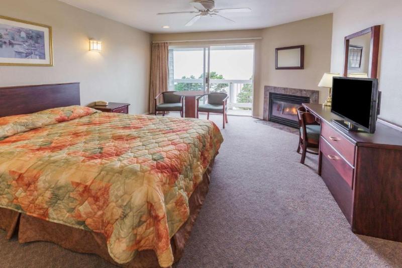 Travelodge by Wyndham Depoe Bay - photo 28