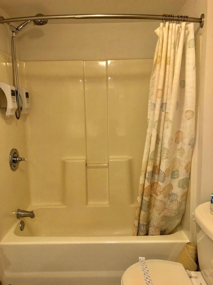 Driftwood Inn and Seaside Lodges - photo 124