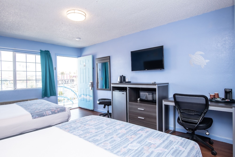 Aqua Breeze Inn - photo 55