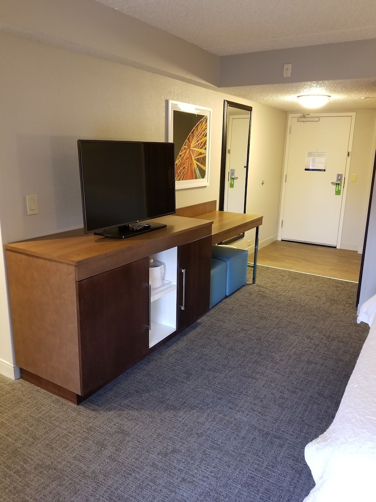 Hampton Inn by Hilton Minneapolis Eagan - photo 7