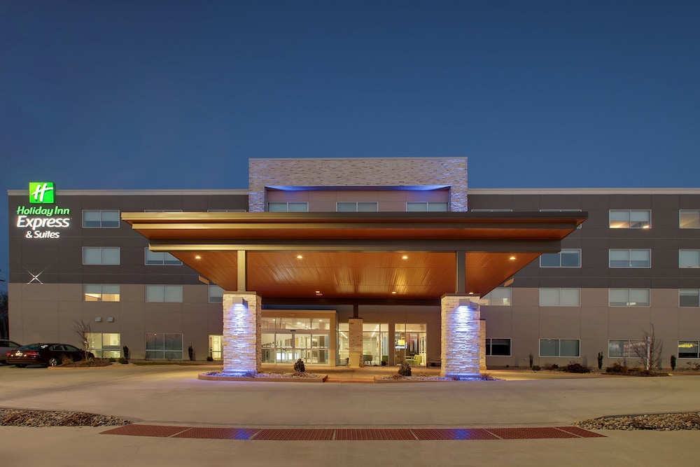 Holiday Inn Express & Suites Mount Vernon by IHG - photo 55