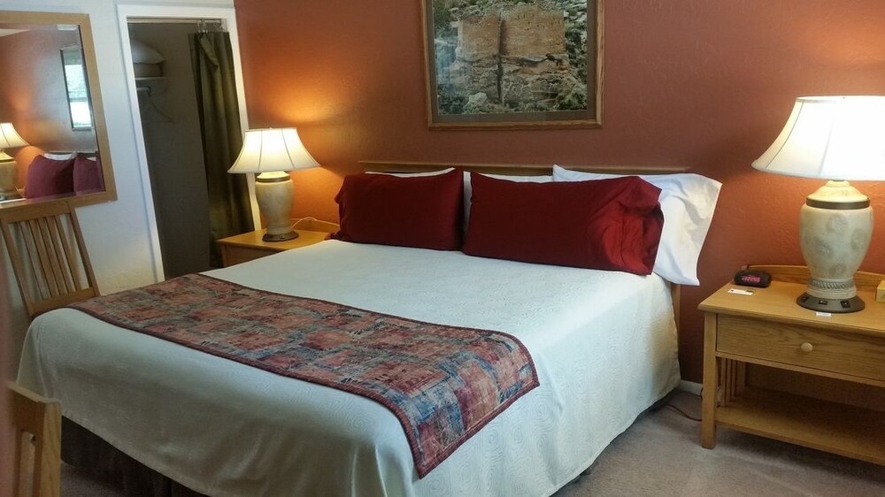 Stone Lizard Lodging - photo 5