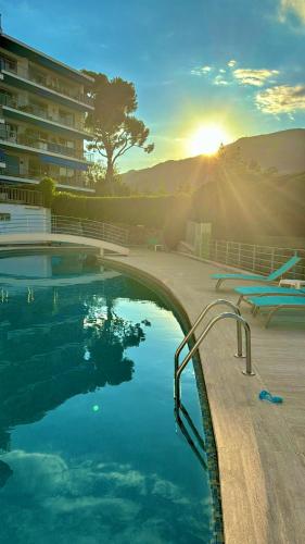 Cap Martin Luxury Parking Terrasse Piscine Bouteille De Prosecco — Roquebrune Cap Martin
