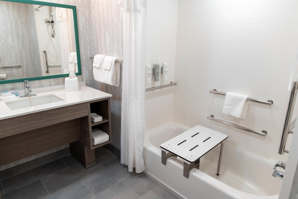 Home2 Suites by Hilton Effingham - photo 31