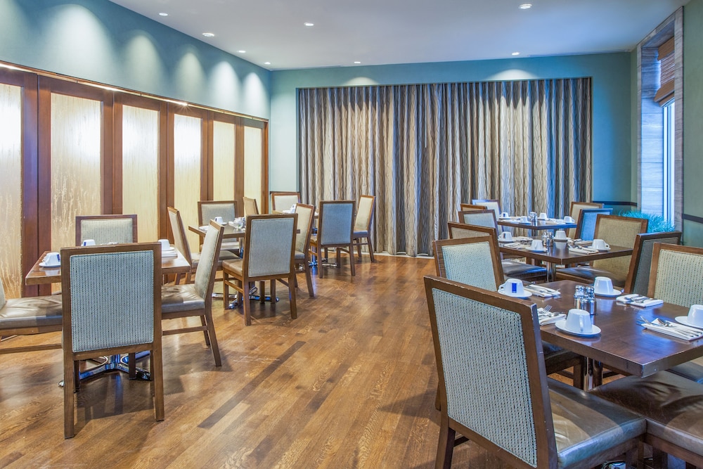 Crowne Plaza Lombard Downers Grove by IHG - photo 55
