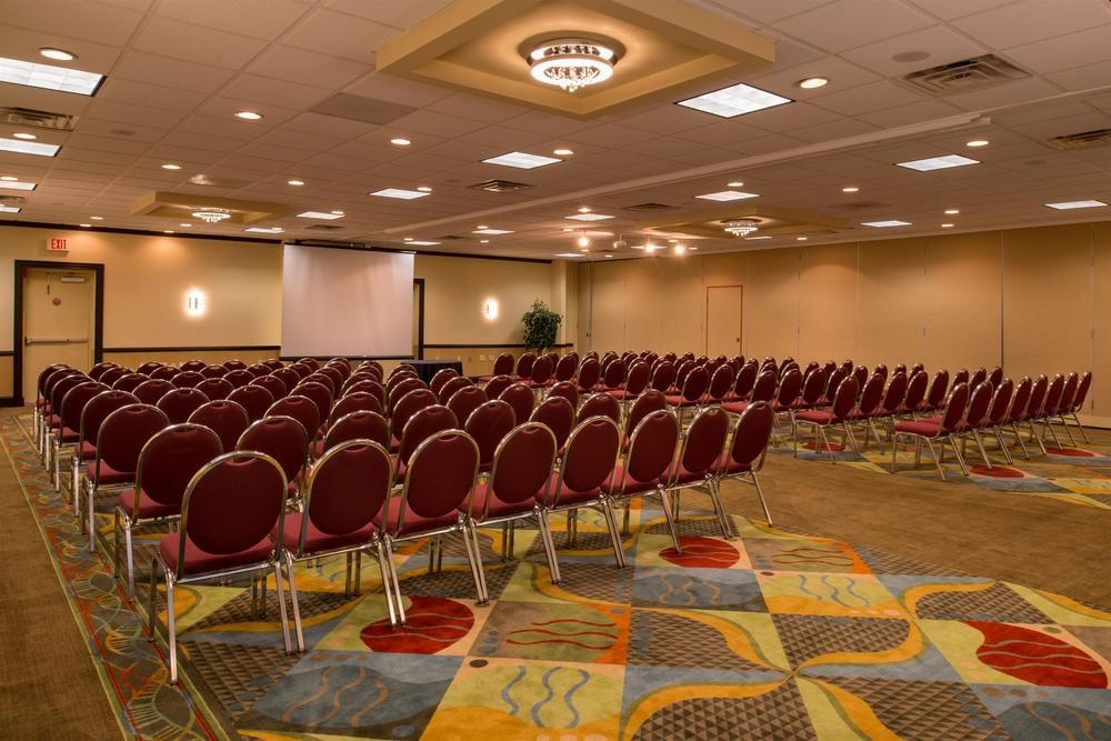 Ramada Plaza Rochester Airport - photo 108
