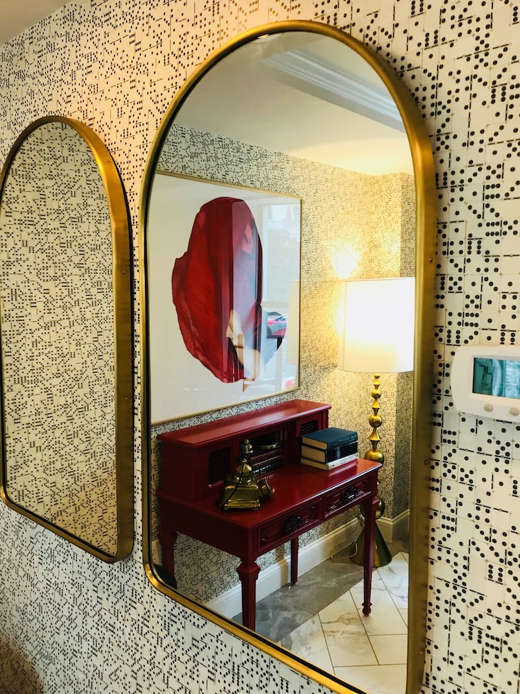 West End Washington DC Tapestry Collection by Hilton - photo 26
