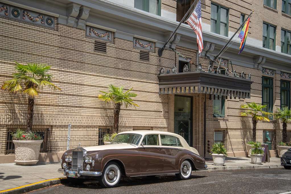 Hotel deLuxe - photo 48
