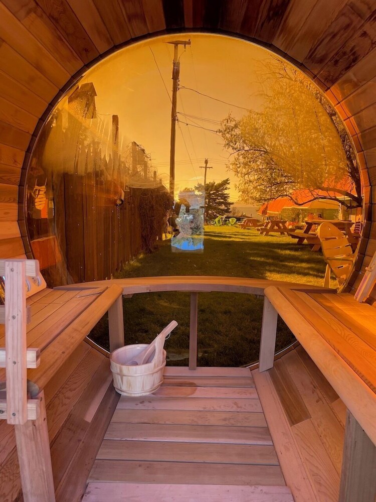 The Islander Inn - photo 55