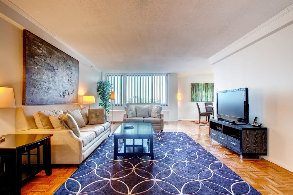 Global Luxury Suites at the Commonwealth - photo 17