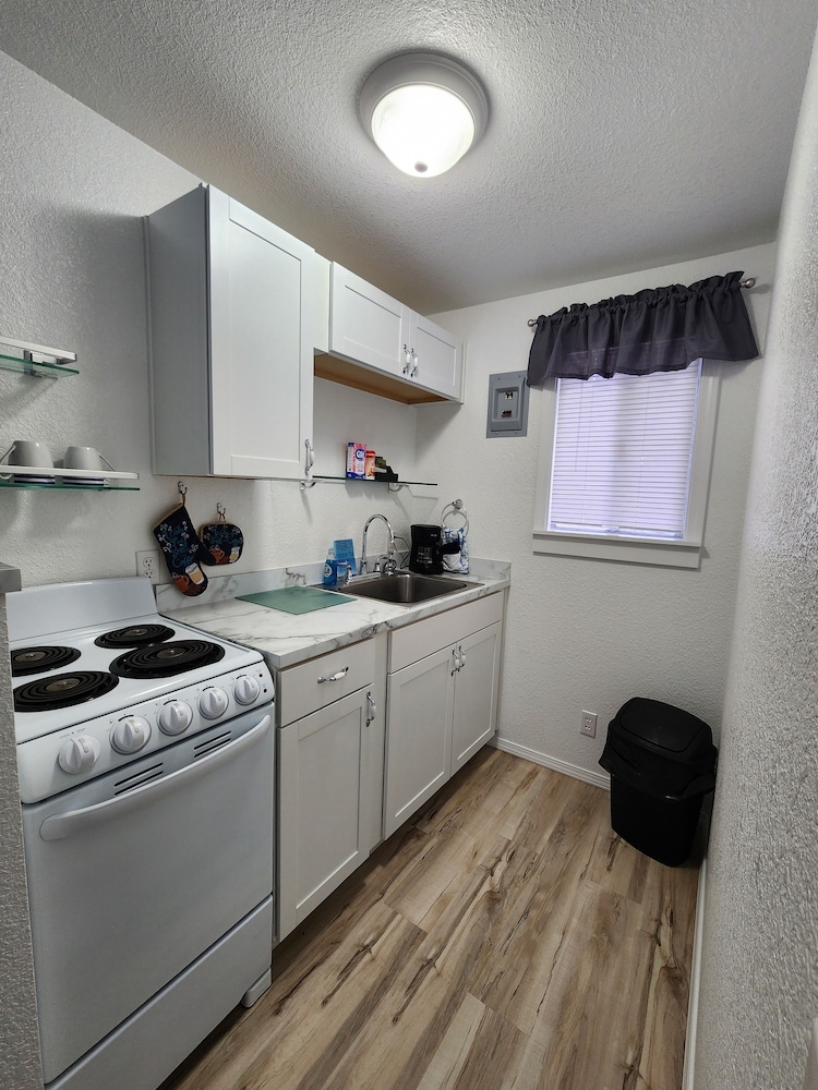 Plainview Motel & RV Park - photo 37