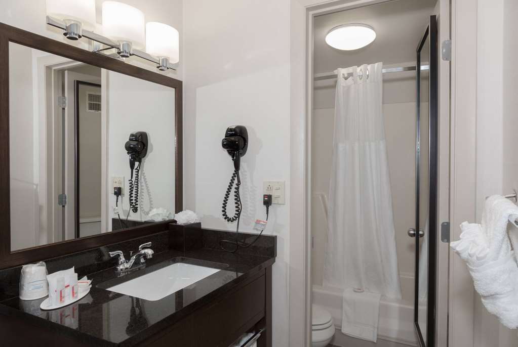Ramada by Wyndham Boston - photo 14