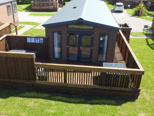 Lilac Lodge — 4-Star Luxury Hotel in Saltburn-By-The-Sea, United Kingdom