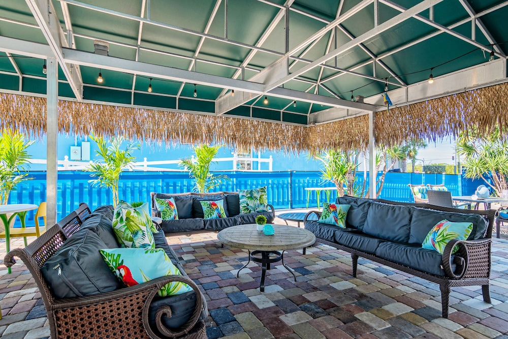 Latitude 26 Waterfront Resort & Marina - photo 71