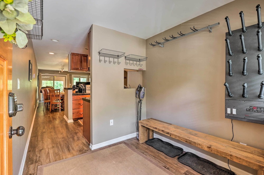 Cozy Vail Condo About 4 Mi To Vail Ski Resort in Vail, United States