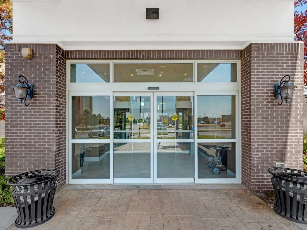 Hilton Garden Inn Oklahoma City North Quail Springs - photo 2