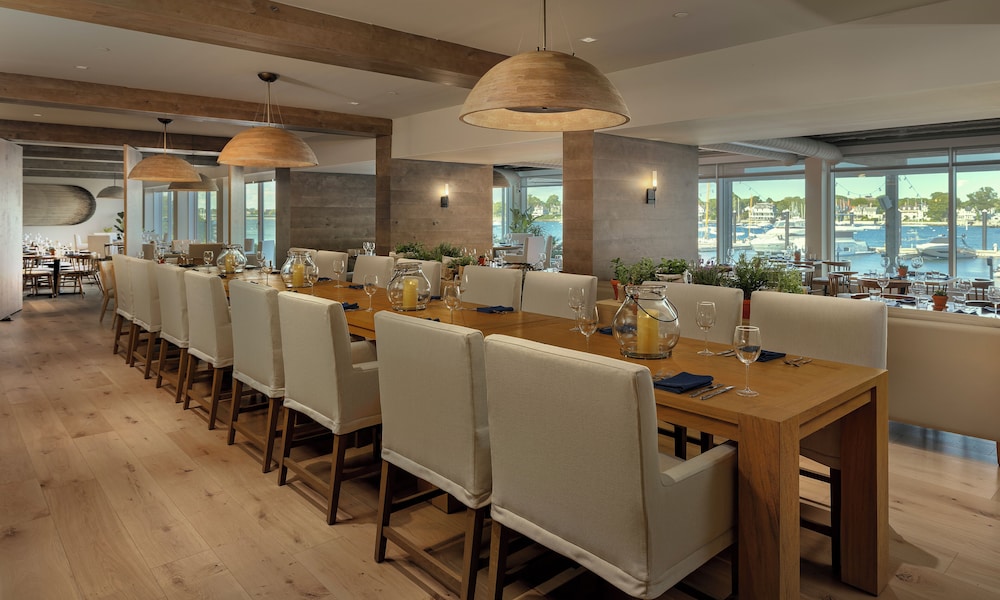 Newport Harbor Island Resort - photo 82