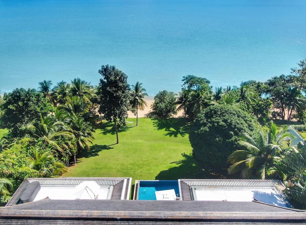 Villa Lyra Phuket 4bdr Beachfornt Villa — 4-Star Luxury Hotel in Phuket, Thailand