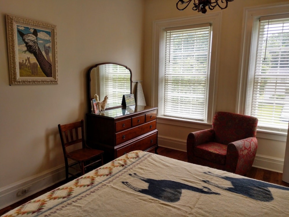 The Tiskilwa Inn - photo 18