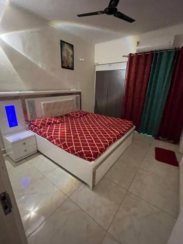 2 BHK fully furnished guest apartment ghaziabad — 4-Star Luxury Hotel in Ghaziabad, India