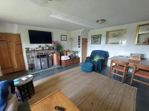 Rural Historic Farmhouse A Peaceful Escape — 4-Star Luxury Hotel in Ilfracombe, United Kingdom