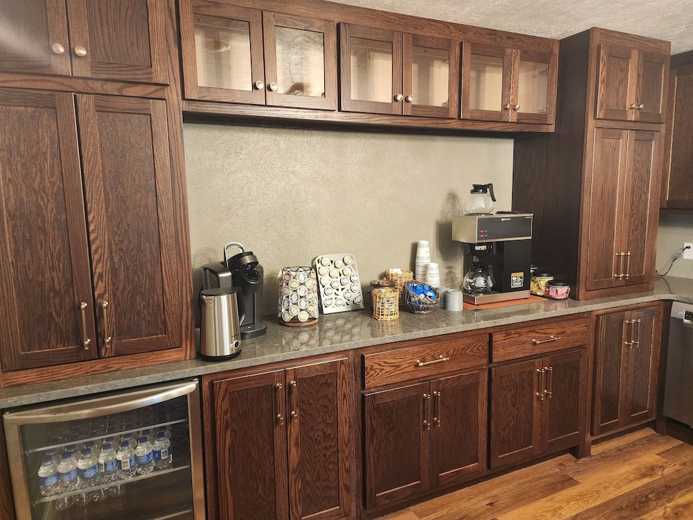 The Lakehouse Inn at Sledd Creek - photo 44