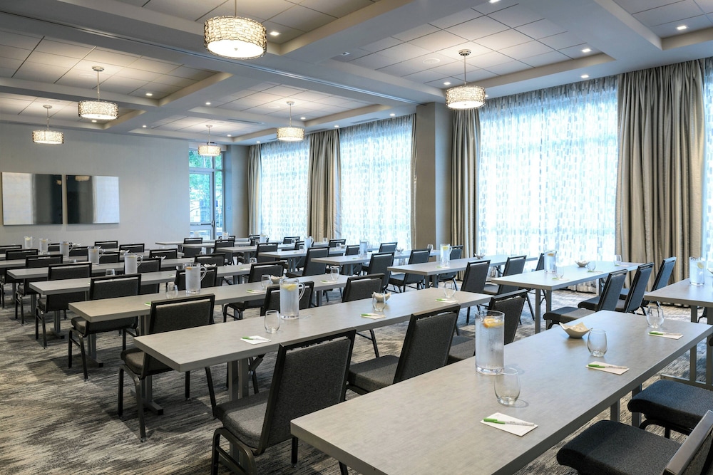 Courtyard by Marriott Edgewater NYC Area - photo 39